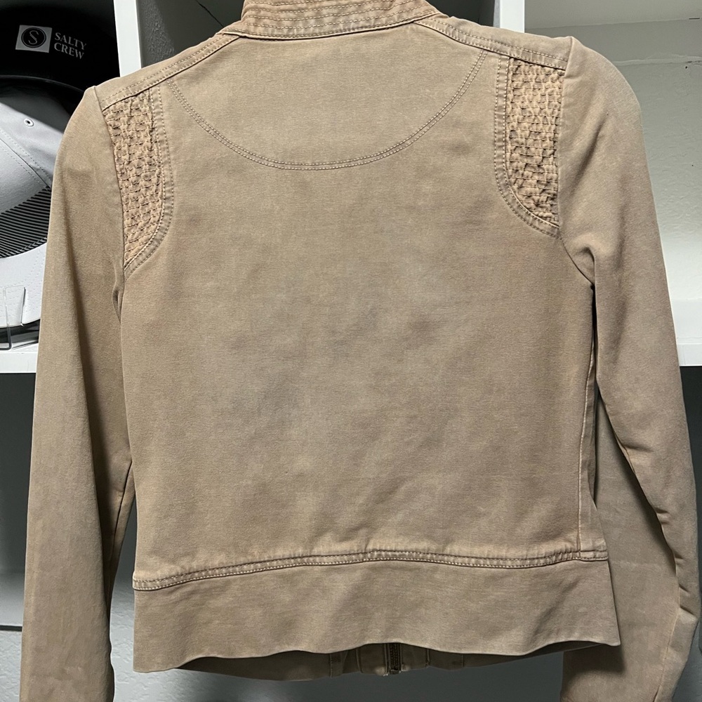 Women's Zip-Up Jacket - Picture 3 of 4